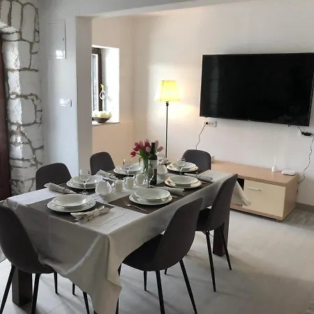 Dragi, With Pool And Big Terrace, Sea View, Peacfully And Quite Vila *