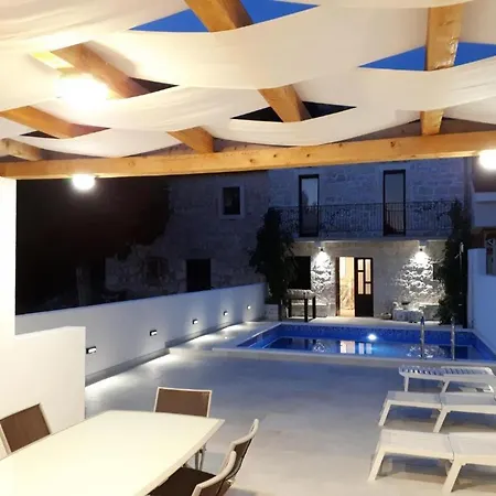 Villa Dragi, With Pool And Big Terrace, Sea View, Peacfully And Quite