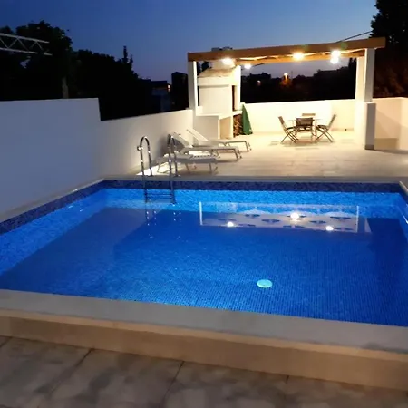 Villa Dragi, With Pool And Big Terrace, Sea View, Peacfully And Quite Kremena