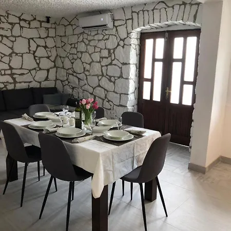Villa Dragi, With Pool And Big Terrace, Sea View, Peacfully And Quite Kremena